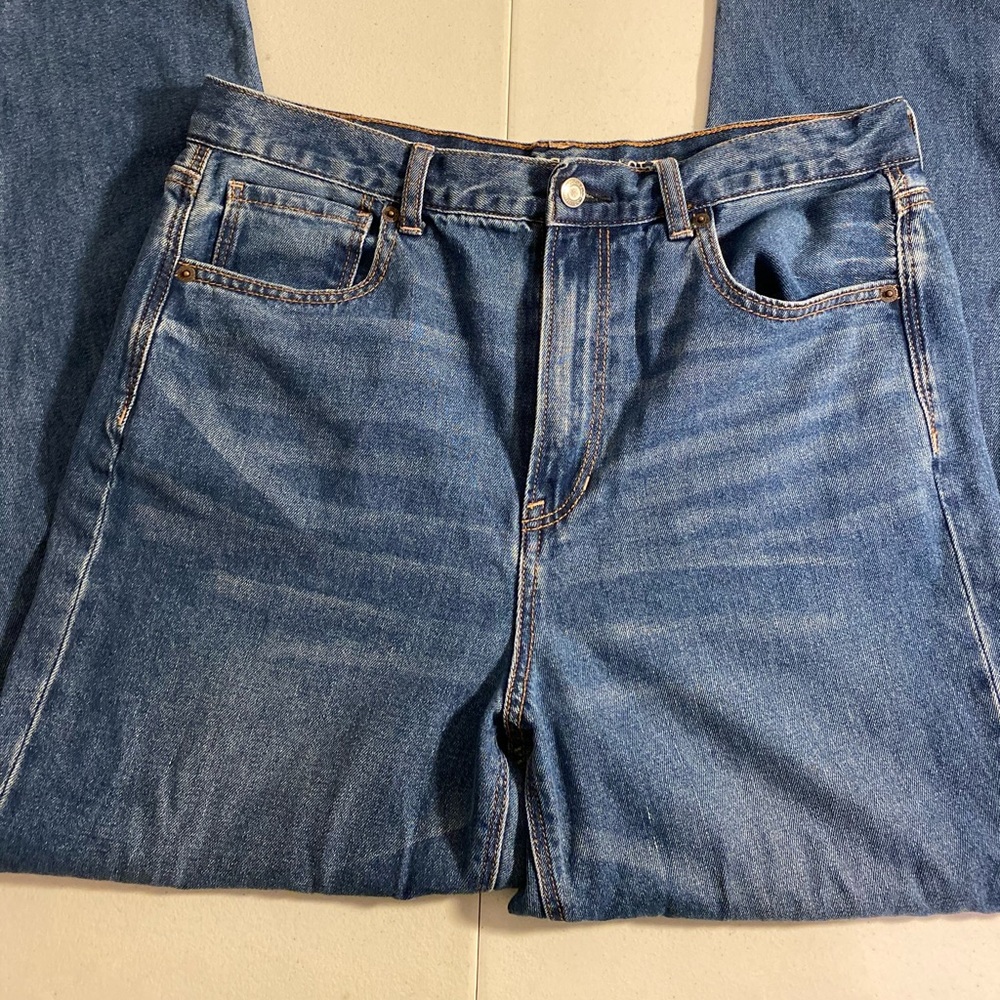 American Eagle Mom Jean